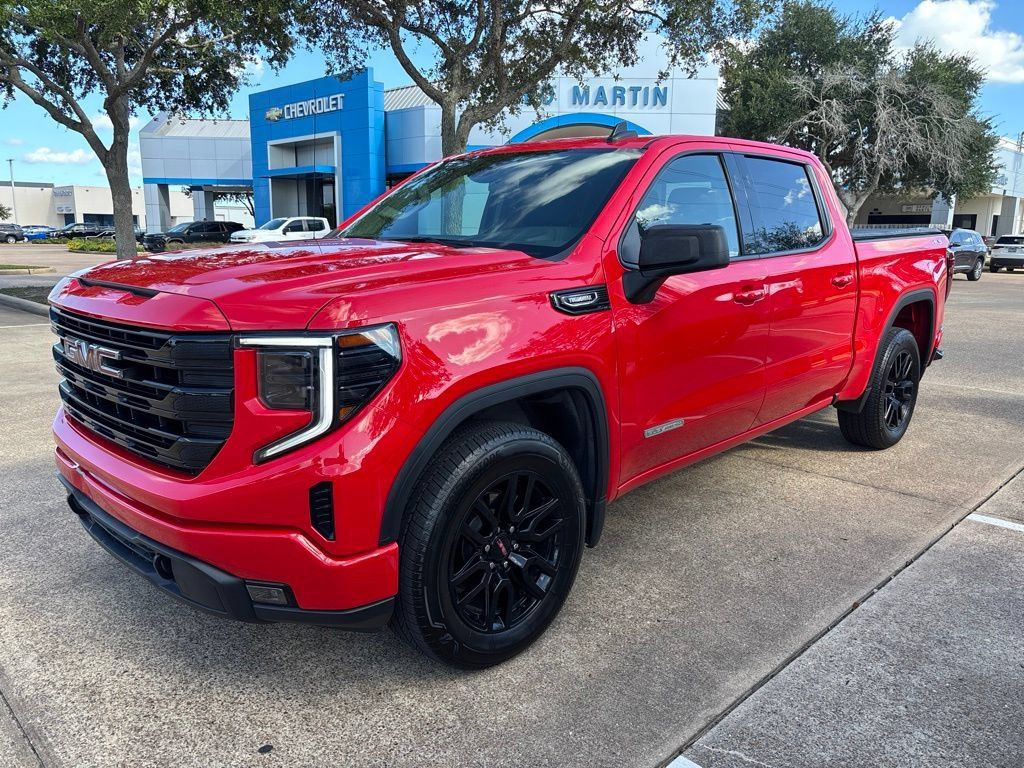 Used 2025 GMC Sierra 1500 Elevation AWD/4WD image 1