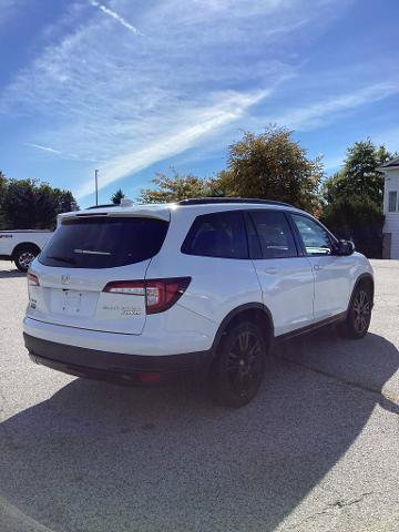 Used 2021 Honda Pilot Black Edition image 3