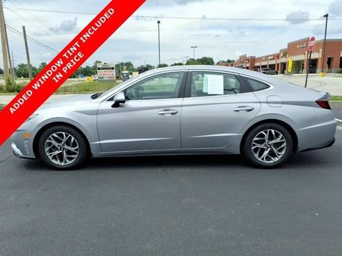 Used 2023 Hyundai Sonata SEL w/ Winter Weather Package FWD image 4