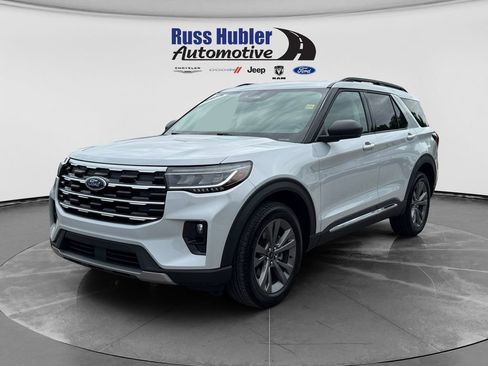 Used 2025 Ford Explorer Active w/ Active Comfort Package AWD/4WD image 1