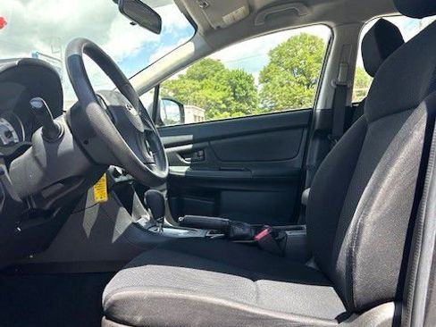 Used 2012 Subaru Impreza 2.0i image 6