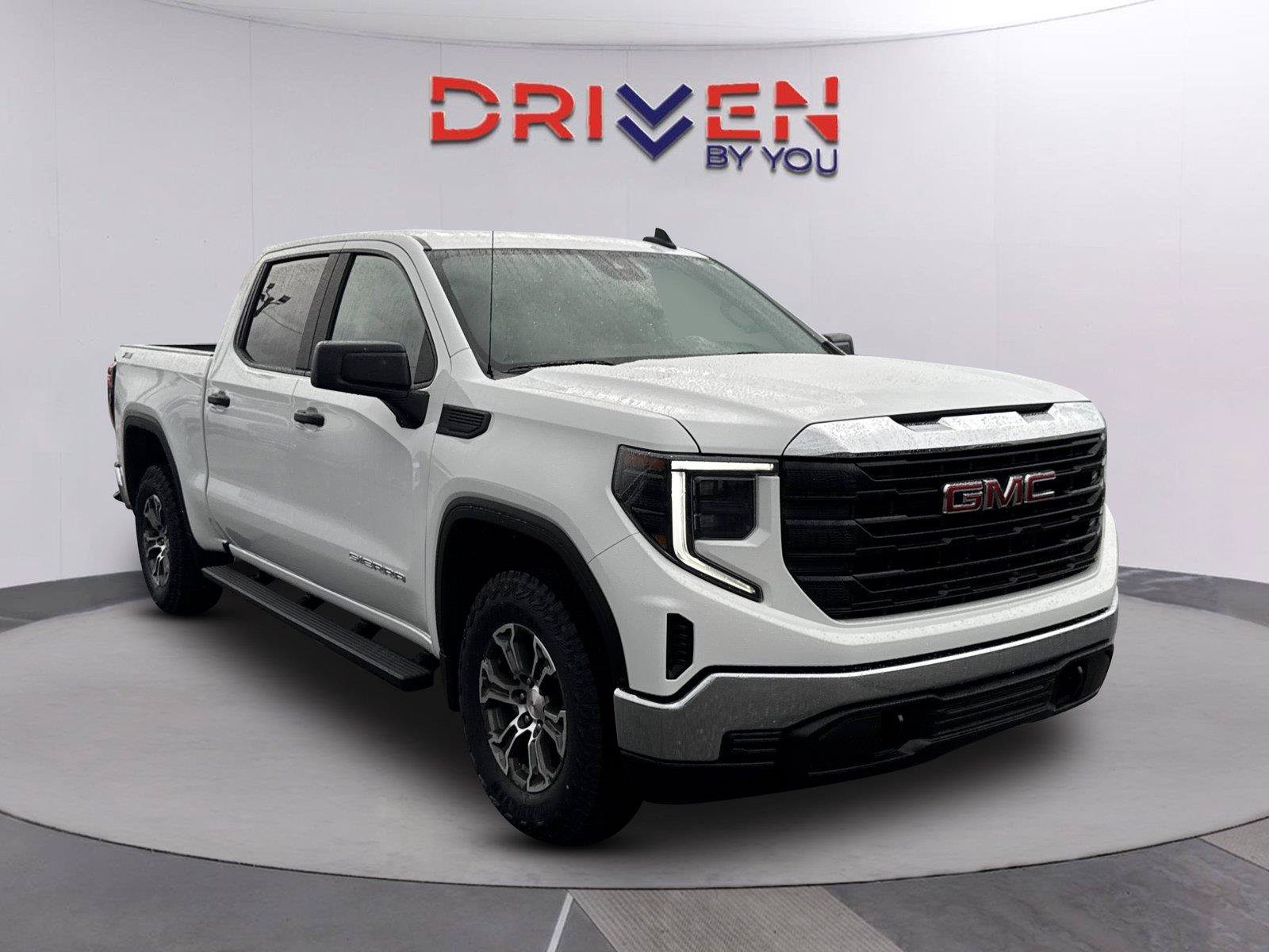 Used 2025 GMC Sierra 1500 Pro w/ Pro Value Package AWD/4WD image 2