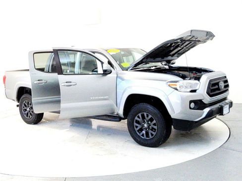Certified 2023 Toyota Tacoma SR5 image 12