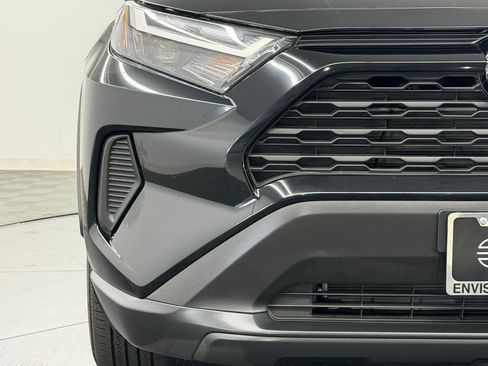 Certified 2025 Toyota RAV4 XLE w/ Convenience Package FWD image 9