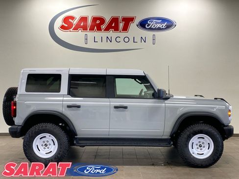 New 2026 Ford Bronco Heritage Edition image 8