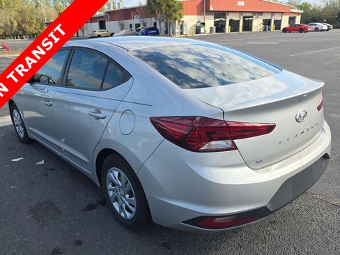 Used 2020 Hyundai Elantra SE image 5