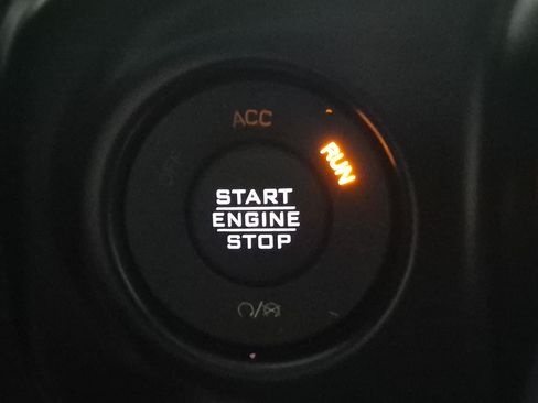 Used 2023 Jeep Wrangler Unlimited Rubicon 4xe w/ Cold Weather Group AWD/4WD image 22