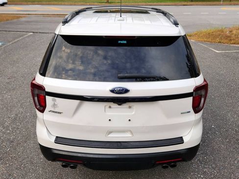 Used 2018 Ford Explorer Sport w/ Equipment Group 401A AWD/4WD image 14