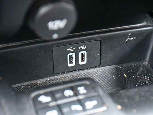 Used 2023 Ford Ranger Lariat w/ Tremor Off-Road Package image 29