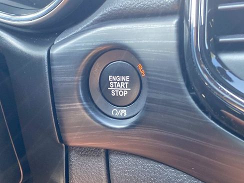 Used 2021 Jeep Grand Cherokee Laredo X RWD image 29
