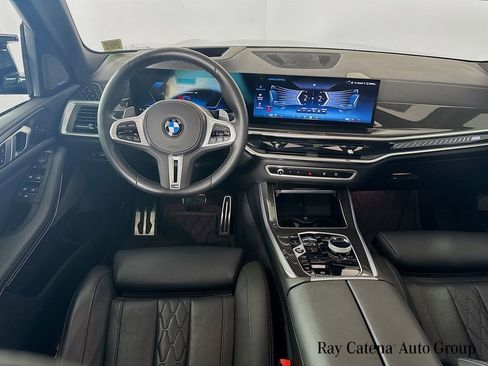 Used 2025 BMW X5 M60i AWD/4WD image 23