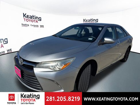 Used 2016 Toyota Camry LE image 7