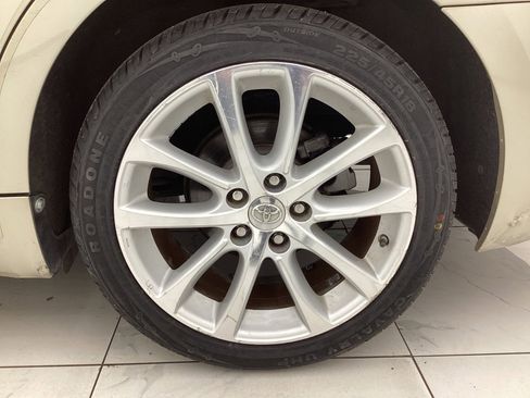 Used 2013 Toyota Avalon XLE Touring image 50