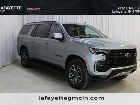 Used 2023 Chevrolet Suburban Z71 w/ Luxury Package image 1