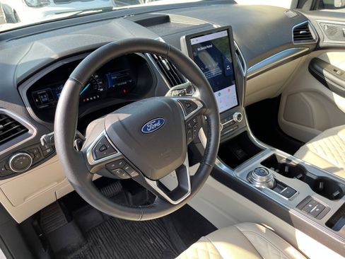 Certified 2023 Ford Edge Titanium w/ Class II Trailer Tow Package AWD/4WD image 8