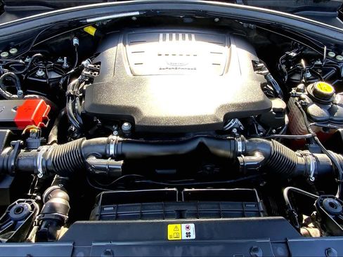 Used 2020 Land Rover Range Rover Velar R-Dynamic HSE image 28