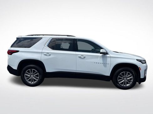 Used 2022 Chevrolet Traverse LT FWD image 6