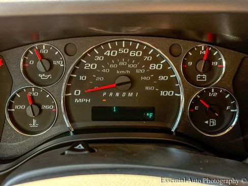 New 2025 GMC Savana 3500 Work Van w/ Driver Convenience Package image 11