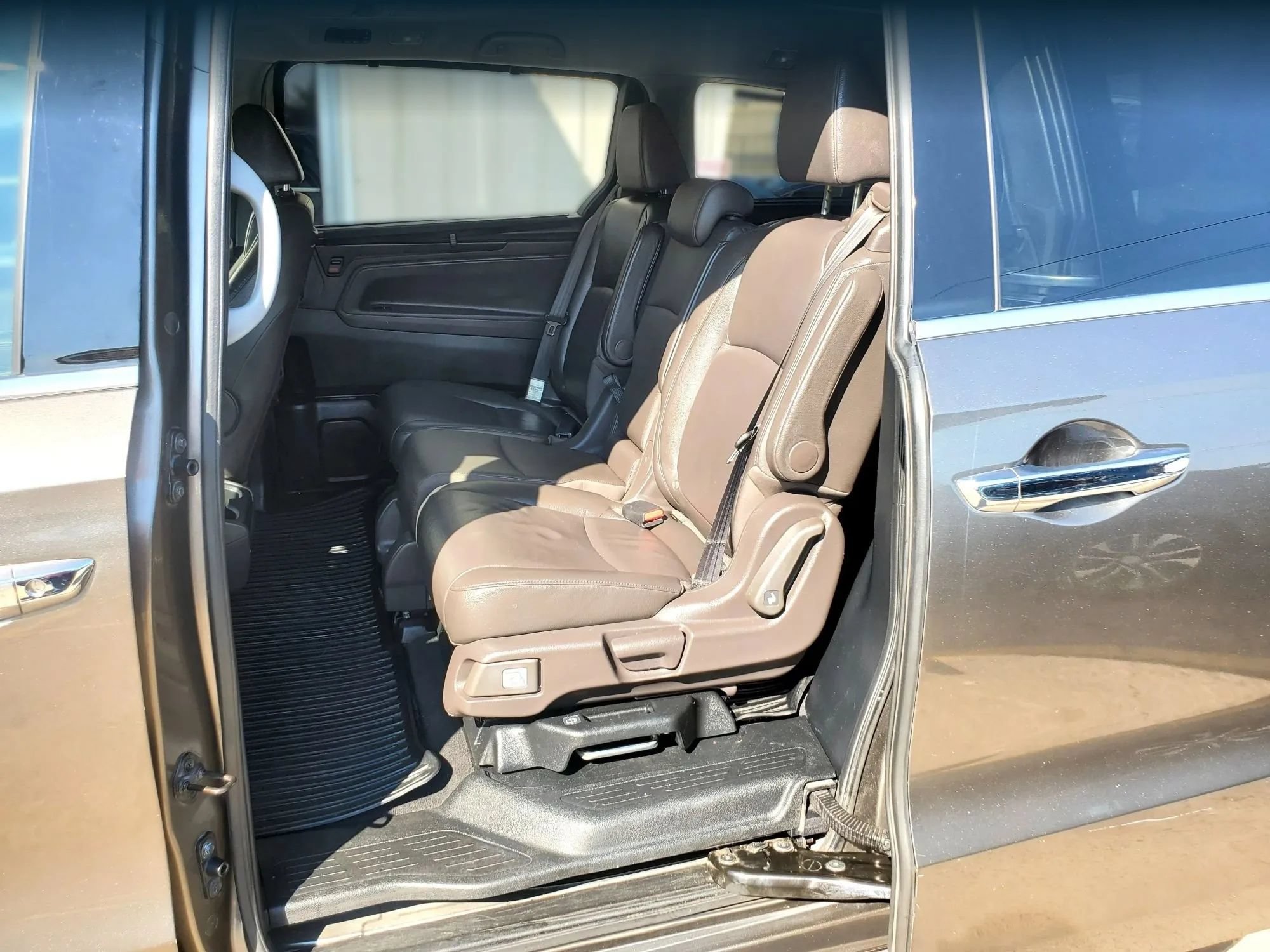 Used 2018 Honda Odyssey Elite image 23