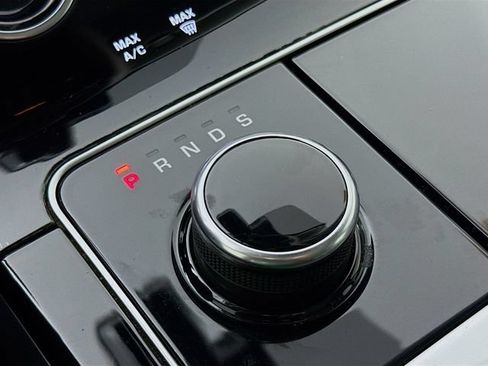 Used 2020 Land Rover Range Rover Velar S AWD/4WD image 19