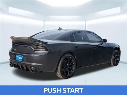 Used 2018 Dodge Charger SXT Plus RWD image 6