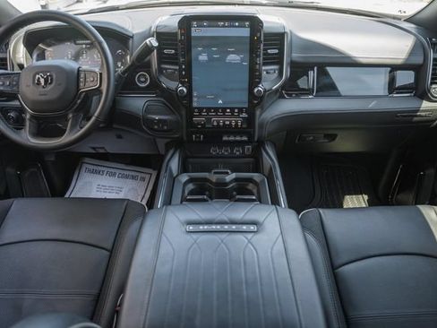 Used 2025 RAM 2500 Limited AWD/4WD image 34