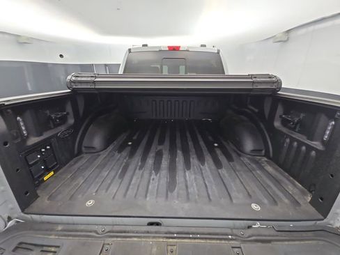 Used 2023 Ford F150 Lightning Lariat image 45