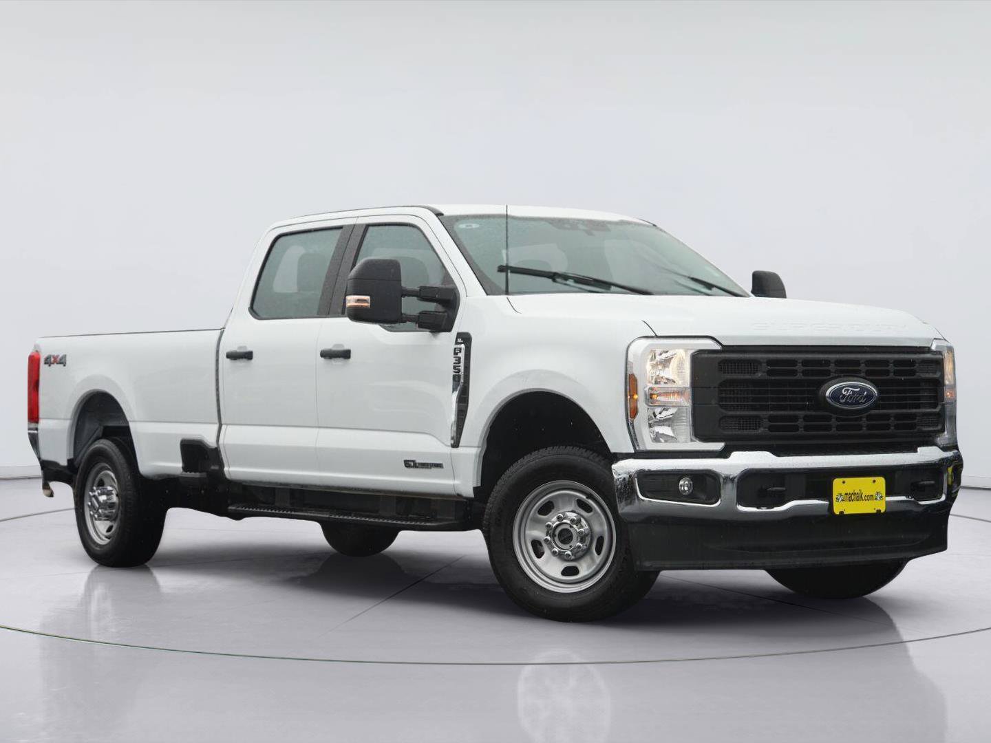 Used 2024 Ford F350 XL w/ XL Chrome Package AWD/4WD image 2