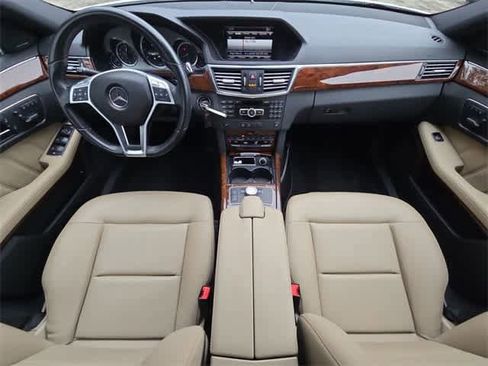 Used 2013 Mercedes-Benz E 350 Sedan image 15
