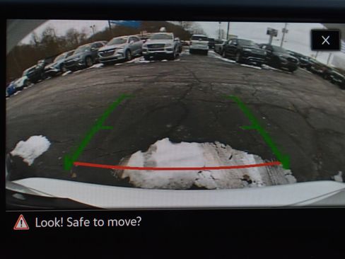 Used 2024 Volkswagen Taos SE image 27