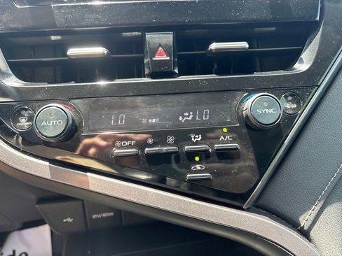 Used 2023 Toyota Camry SE FWD image 24