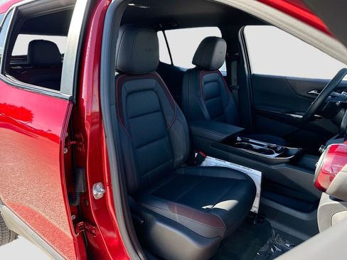 Used 2025 Chevrolet Equinox RS image 27