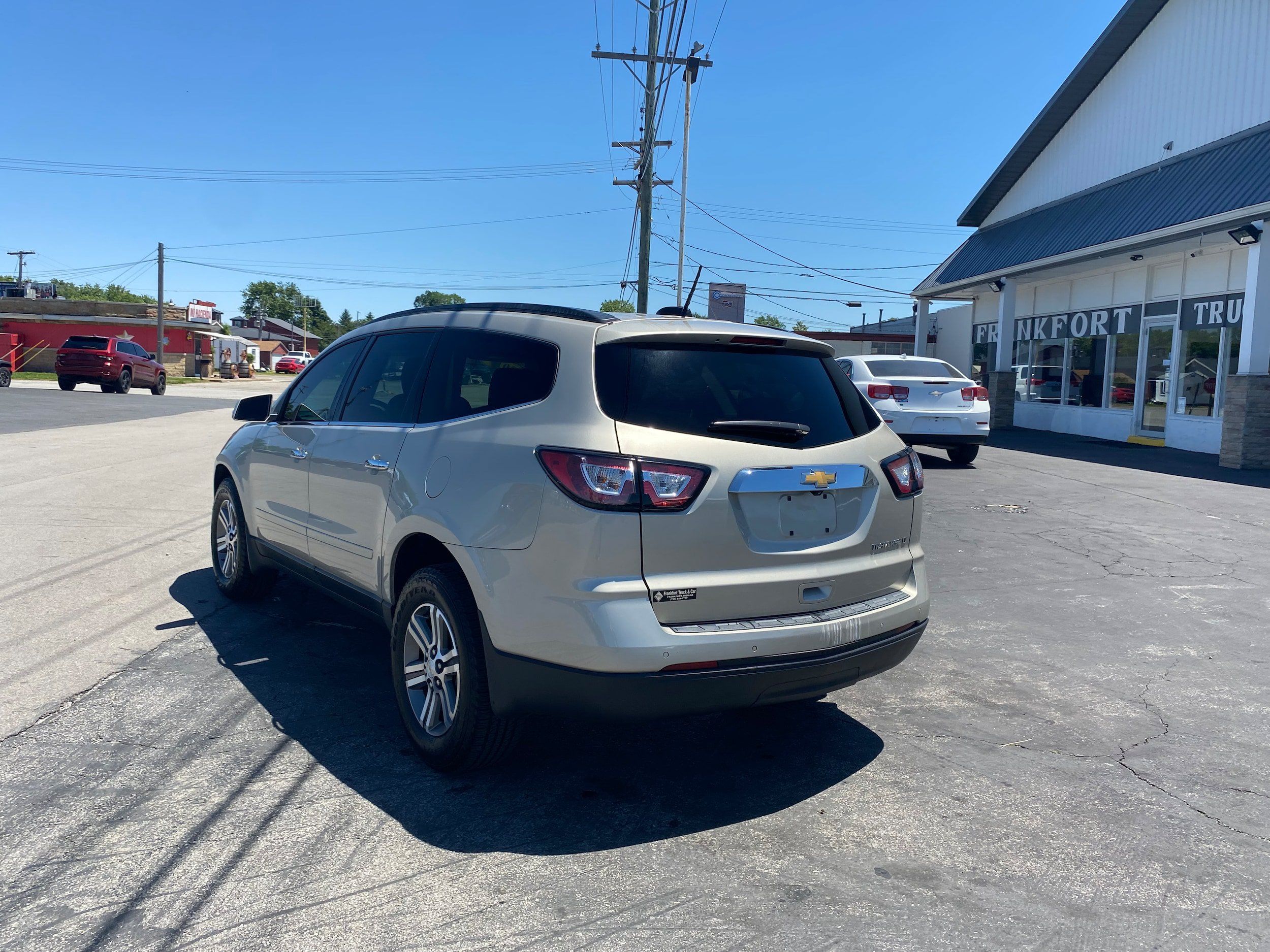 Used 2017 Chevrolet Traverse LT FWD image 7