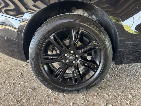 Used 2019 Land Rover Range Rover Velar R-Dynamic SE AWD/4WD image 51