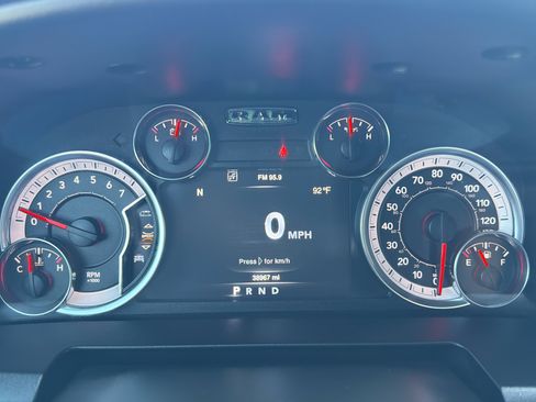 Used 2022 RAM 1500 Classic Warlock w/ Electronics Group AWD/4WD image 21