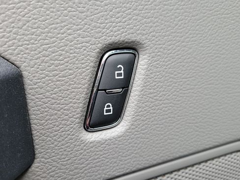 Certified 2020 Ford F150 XL w/ Equipment Group 101A Mid image 10