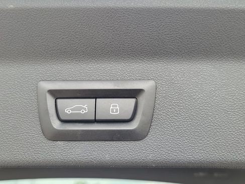 Used 2024 BMW X3 xDrive30i AWD/4WD image 9