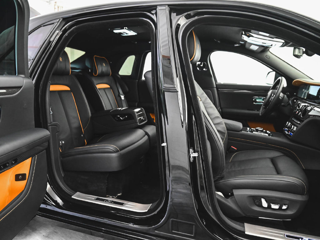 Used 2022 Rolls-Royce Ghost Black Badge AWD/4WD image 32