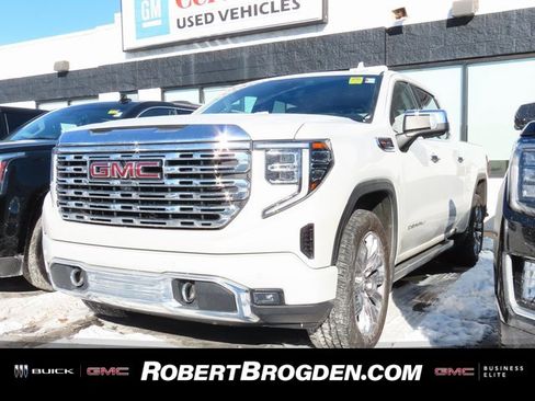 Used 2022 GMC Sierra 1500 Denali w/ Denali Reserve Package image 1