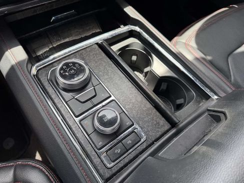 Used 2023 Ford Expedition Limited AWD/4WD image 21