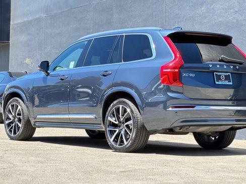 Used 2023 Volvo XC90 B5 Plus w/ Protection Package AWD/4WD image 7