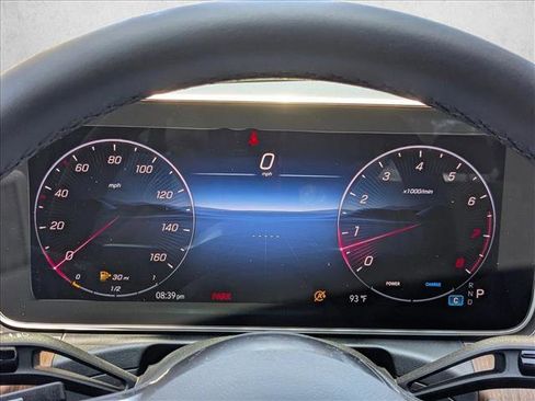 Used 2025 Mercedes-Benz C 300 Sedan image 12