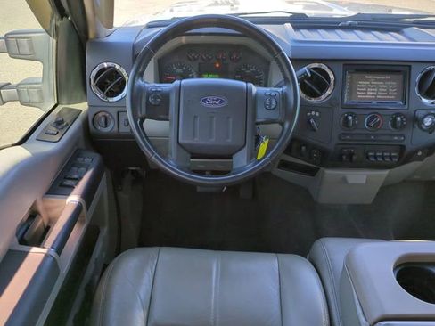 Used 2010 Ford F250 XLT image 14