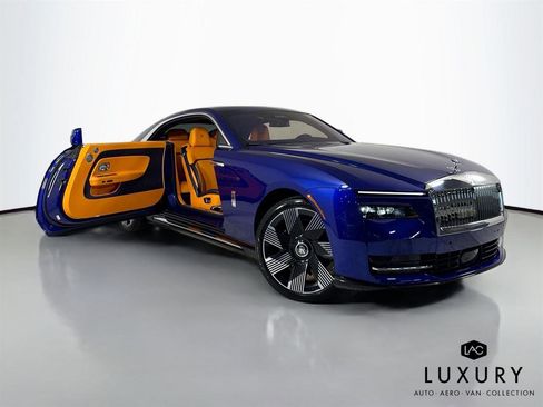 Used 2024 Rolls-Royce Spectre w/ Spectre Launch Package image 4