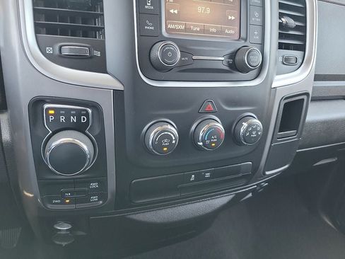 Used 2024 RAM 1500 Classic SLT AWD/4WD image 17