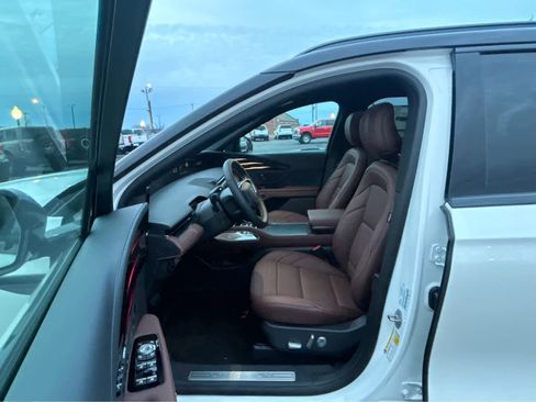 New 2026 Lincoln Nautilus Reserve w/ Jet Appearance Package image 17