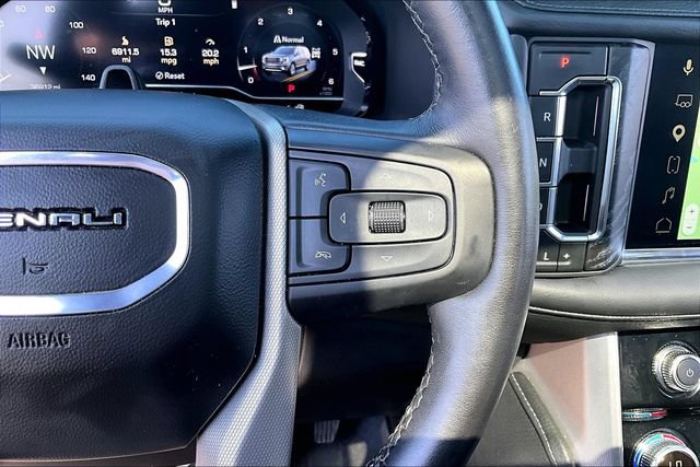 Used 2024 GMC Yukon Denali w/ Advanced Technology Package AWD/4WD image 12
