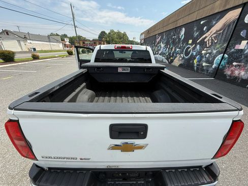 Used 2020 Chevrolet Colorado W/T w/ WT Convenience Package AWD/4WD image 19