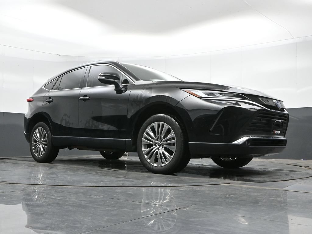 Used 2024 Toyota Venza XLE AWD/4WD image 42