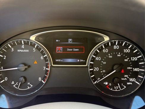 Used 2016 Nissan Altima 2.5 S w/ Interior Lighting Package FWD image 28